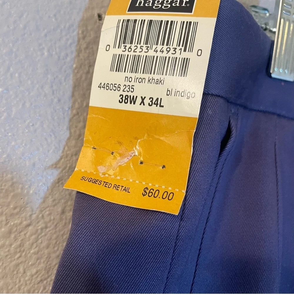 Haggar blue indigo Dress Pants. Pleat cuff. NEW. Size 38waist/34 length. No iron - Picture 4 of 6